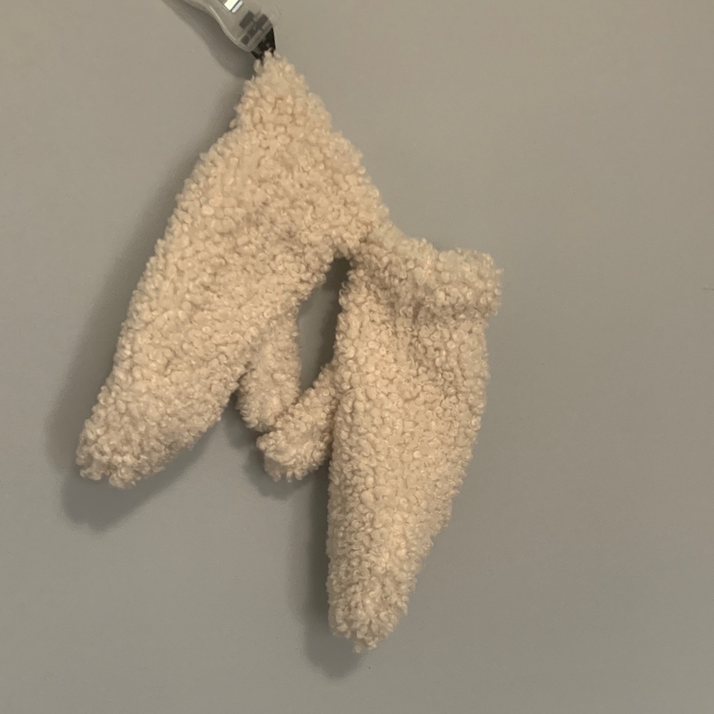 Sherpa Mittens NWOT